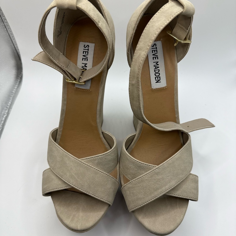 Steve Madden Women's Tan Heels‎
